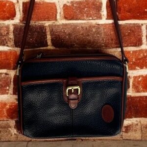 EUC Vintage Liz Claiborne Navy Pebbled Leather Crossbody - 1980s EUC